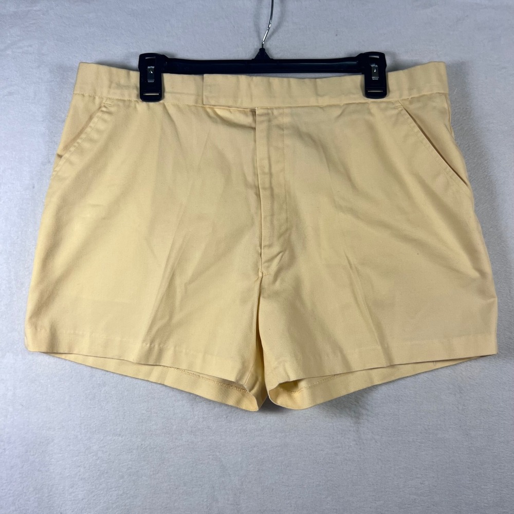 Campusport Vintage Mens Yellow Twill Golf Shorts Size 38 Pastel Retro Summer 70s